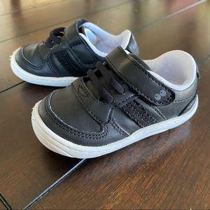 Surprize by Stride Rite Killian Sneakers Size 4